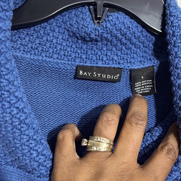 Bay Studio Women’s Zippered Cardigan- blue.  Size Large - Picture 7 of 9